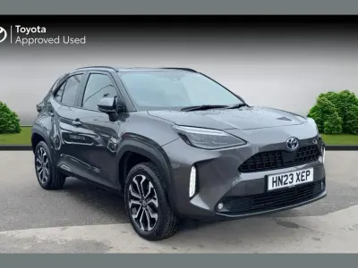 Used Toyota Yaris Cross Design 113 HP (83 kW) 2023 Grey SUV