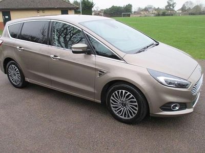 Used Ford S-MAX Titanium 190 HP (139 kW) 2019 Silver MPV