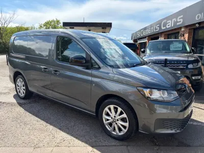 Usado VW Caddy Maxi Pro 122 HP (89 kW) 2021 Cinzento Monovolume
