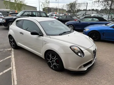 Begagnad Alfa Romeo MiTo Quadrifoglio Verde 85 HK (62 kW) 2015 Vit Halvkombi