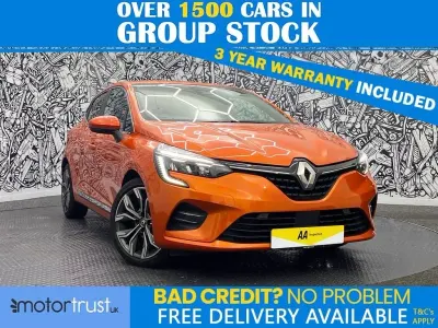 Używany Renault Clio V Version S 100 KM (73 kW) 2021 Pomarańczowy Hatchback