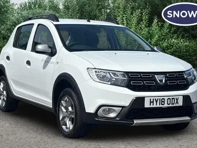Used Dacia Sandero Lauréate 90 HP (66 kW) 2018 White Hatchback