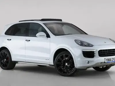 Used Porsche Cayenne 262 HP (192 kW) 2016 White SUV