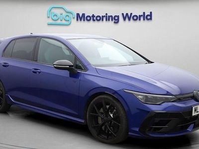 Begagnad VW Golf VIII Black Edition 333 HK (244 kW) 2025 Blå Halvkombi