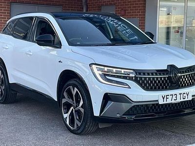 Used Renault Austral Iconic Esprit Alpine 200 HP (147 kW) 2023 White  SUV