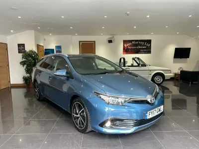 Used Toyota Auris