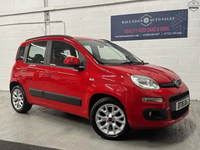 Used Fiat Panda Lounge 69 HP (50 kW) 2018 Red Hatchback