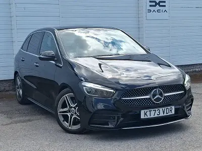 Begagnad Mercedes B200