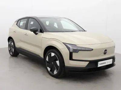 Usado Volvo EX30 Performance 314 kW (428 HP) 2025 Dourado SUV