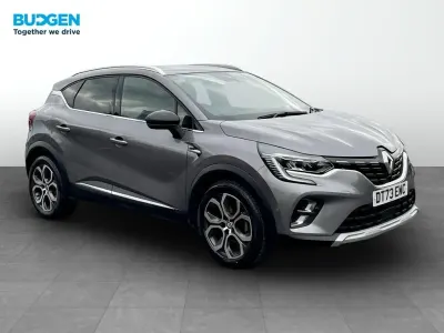 Używany Renault Captur Techno 91 KM (66 kW) 2024 Szary SUV