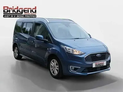 Used Ford Grand Tourneo Connect Titanium 120 HP (88 kW) 2020 Blue MPV
