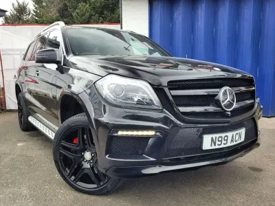 Käytetty Mercedes GL350 AMG 2016 Musta Katumaasturi