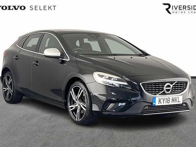 717 onyx black Used 2018 Volvo V40 R-Design Hatchback | £13,490 (Expensive)