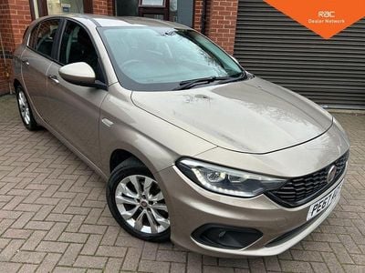 Used Fiat Tipo Easy Plus 120 HP (88 kW) 2017 Grey Hatchback