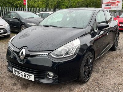 Used Renault Clio IV Dynamique 90 HP (66 kW) 2016 Black Hatchback
