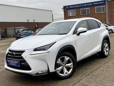 Lexus NX300h