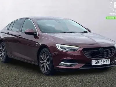 Used Vauxhall Insignia Elite 165 HP (121 kW) 2018 Red Hatchback