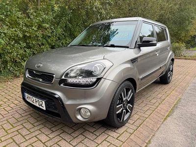Silver Used 2012 Kia Soul SUV | £5,995 (A bit pricey)