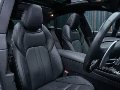 Käytetty Maserati Levante 2020 Harmaa Katumaasturi