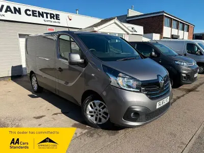 Used Renault Trafic 2018 Grey MPV