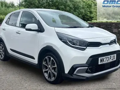 Used Kia Picanto X-Line 67 HP (49 kW) 2023 White Hatchback