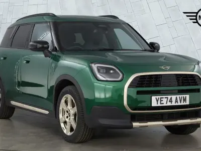 Used Mini Countryman 168 HP (123 kW) 2024 Green SUV