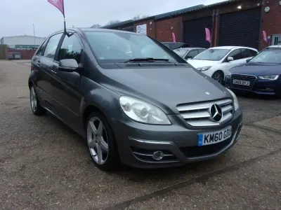 Usado Mercedes B180
