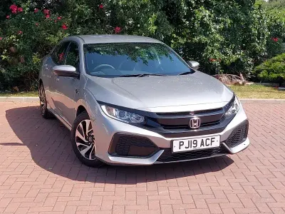 Used Honda Civic SE 120 HP (88 kW) 2019 Silver Hatchback