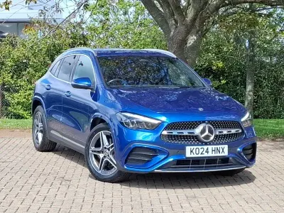 Usado Mercedes GLA200 Executive 163 HP (119 kW) 2024 Azul SUV