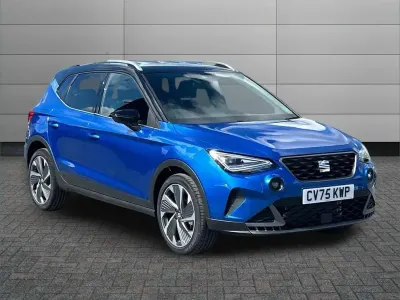 New Seat Arona FR Sport 113 HP (83 kW) 2025 Blue SUV