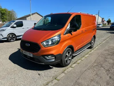 Used Ford Transit Custom Active 170 HP (125 kW) 2023 Orange Van