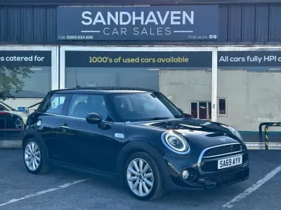 Used Mini Cooper S Classic 192 HP (141 kW) 2020 Black Hatchback