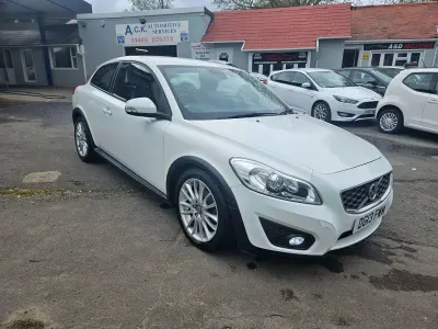 Usado Volvo C30 SE Lux 115 HP (84 kW) 2013 Branco Citadino