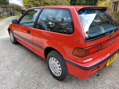 Used Honda Civic 90 HP (66 kW) 1991 Red Hatchback