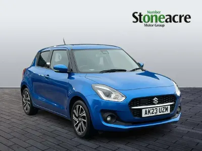 Używany Suzuki Swift SZ5 83 KM (61 kW) 2023 Niebieski Hatchback