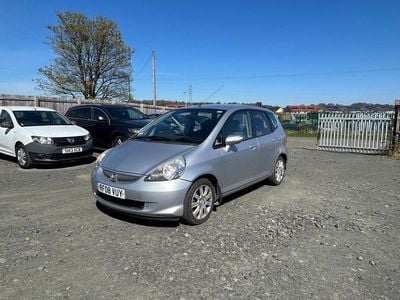 Begagnad Honda Jazz SE 2008 Silver Halvkombi