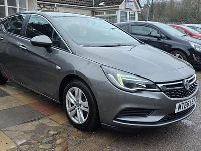 Grey Used 2017 Vauxhall Astra Design Edition Hatchback | £3,500 (Good price)
