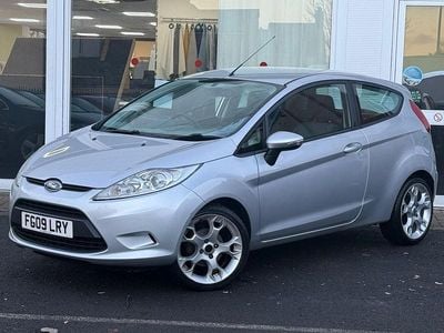 Silver Used 2009 Ford Fiesta Style Hatchback | £1,500 (Good price)