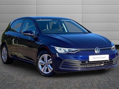 Used VW Golf VIII Life 110 HP (80 kW) 2023 Blue Hatchback