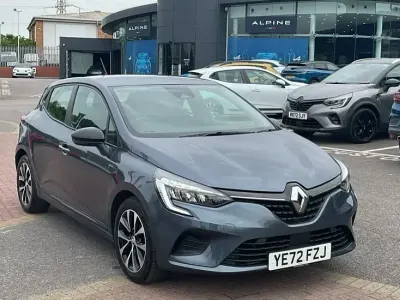 Używany Renault Clio V Evolution 145 KM (106 kW) 2023 Szary Hatchback