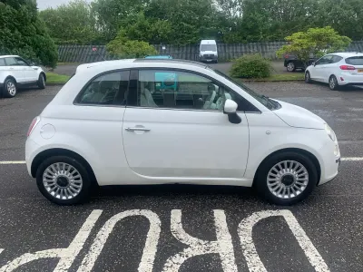 Used Fiat 500 Lounge 69 HP (50 kW) 2011 White Hatchback