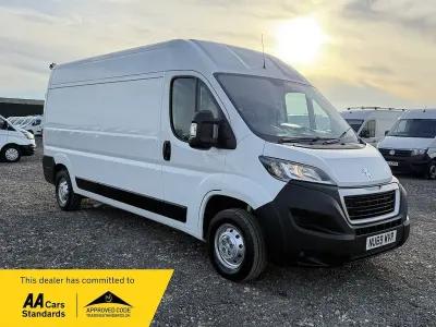 Used Peugeot Boxer S 140 HP (102 kW) 2019 White Van