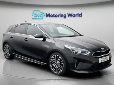 Używany Kia Ceed GT-Line S 2021 Czarny Hatchback