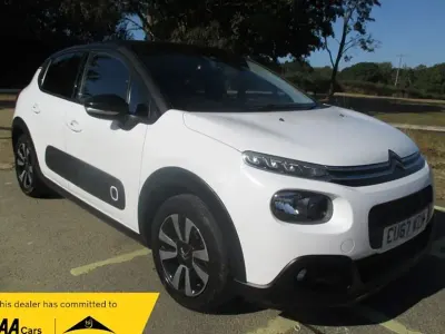 Used Citroën C3 Flair 98 HP (72 kW) 2017 White Hatchback