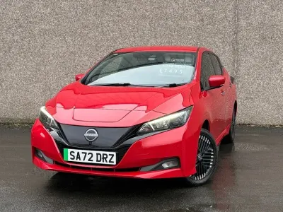 Used Nissan Leaf N-Connecta 160 kW (218 HP) 2022 Red Hatchback