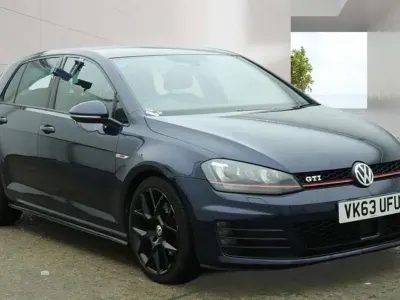 Usado VW Golf VII GTI 2013 Azul Citadino