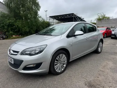 Used Vauxhall Astra 2013 Silver Hatchback