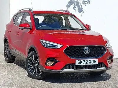 Używany MG ZS Exclusive 106 KM (77 kW) 2022 Czerwony SUV