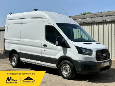 Used Ford Transit 130 HP (95 kW) 2018 White Van