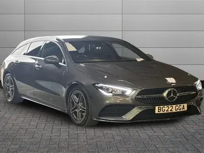 Begagnad Mercedes CLA250 AMG Line Premium 224 HK (164 kW) 2022 Grå Sedan